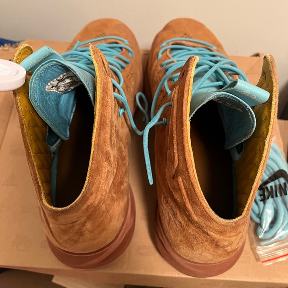 Nike LeBron 10 Hazelnut EXT Size 12 EUC - Picture 2 of 6